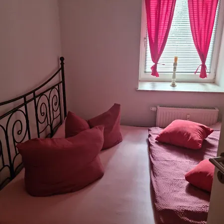 شقة Ferienwohnung Frankendamm *
